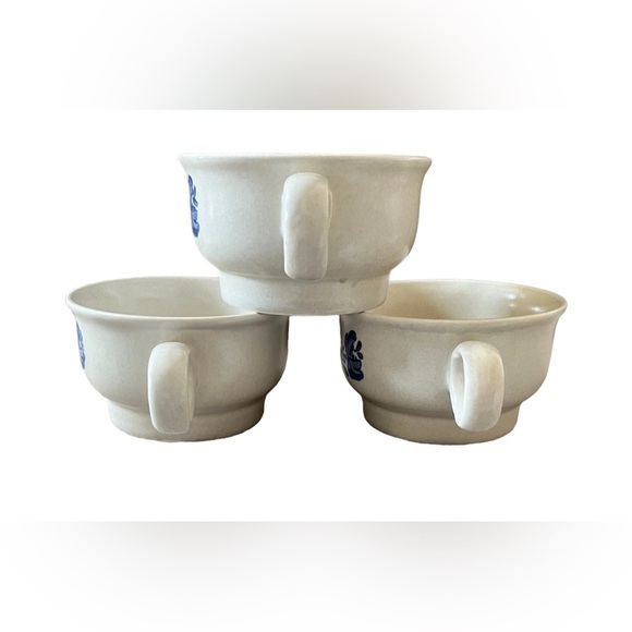 Pfaltzgraff Yorktowne Stoneware cup, 1Y,
Pattern introduced in 1967 set - Picture 10 of 14